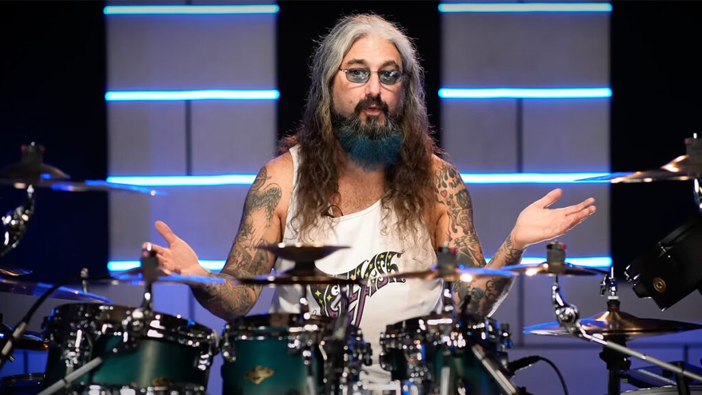 Mike Portnoy Performs Dream Theater's “pull Me Under” For The
