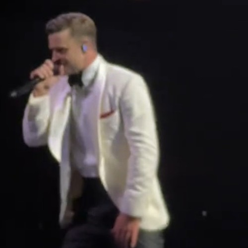 Justin Timberlake Insists He Means 'no Disrespect' Before Performing Cry