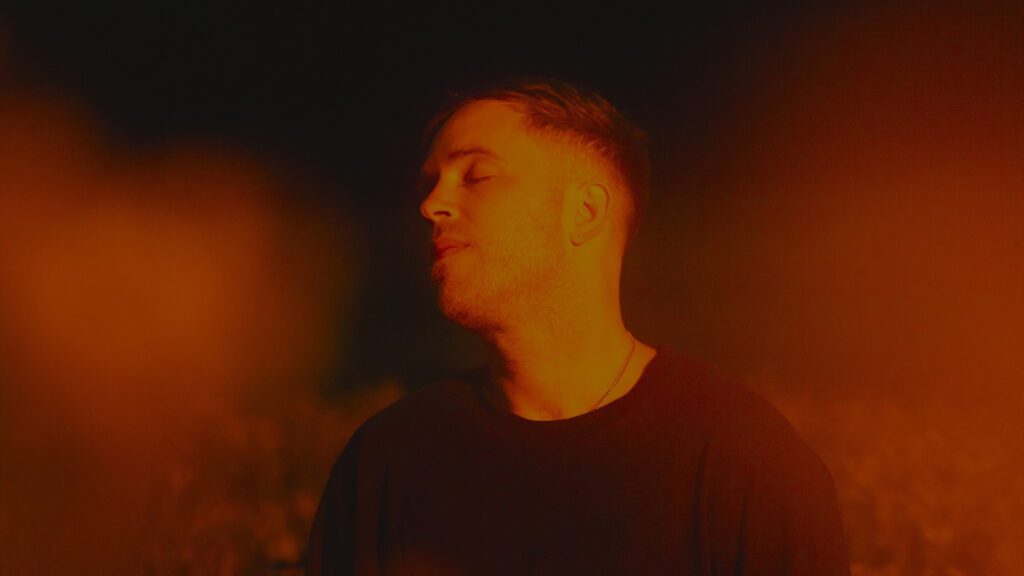 Benjamin Francis Leftwich Releases New Single 'new York' From His