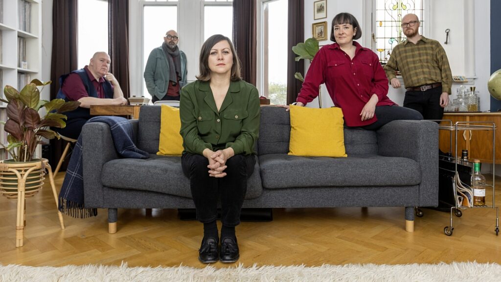Camera Obscura Announce New Album Look To The East, Look