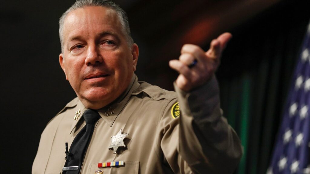 Ex La Sheriff Denounces 'witch Hunt' For Alternate Gang Members