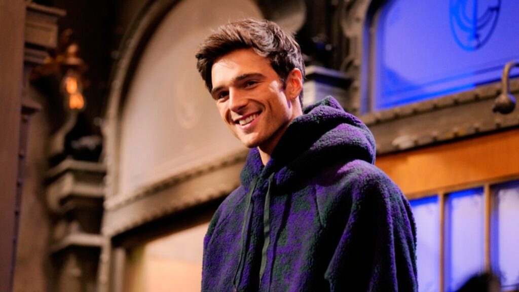 Jacob Elordi Literally Falls On His Face In 'snl' Promo