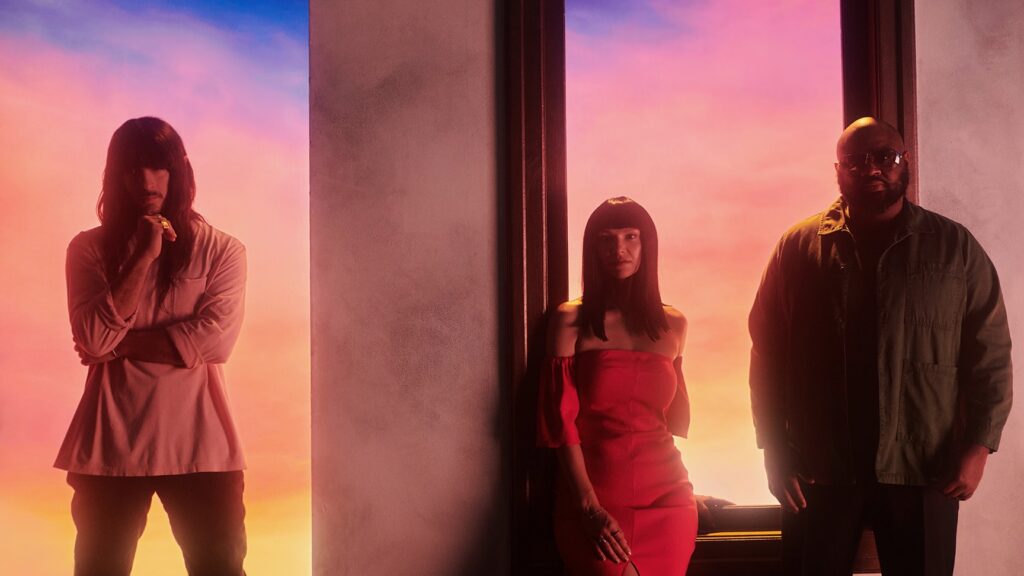 Khruangbin Announces New Album A La Sala And Presents The