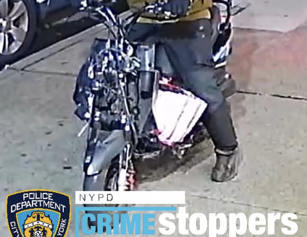 Nypd Hunt For Moped Duo Behind Manhattan Robberies