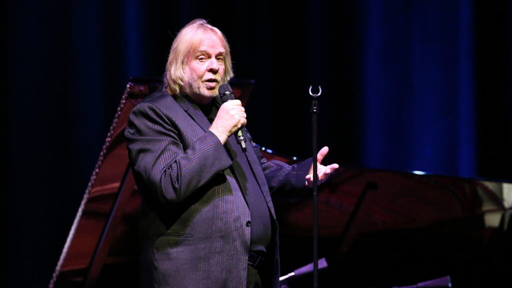 Rick Wakeman Announces Farewell Tour