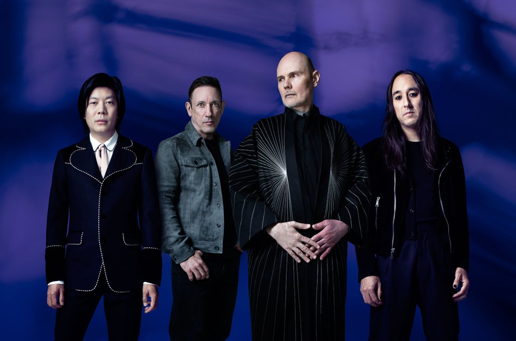 Smashing Pumpkins Call For New Guitarist And Get 'over 10,000'
