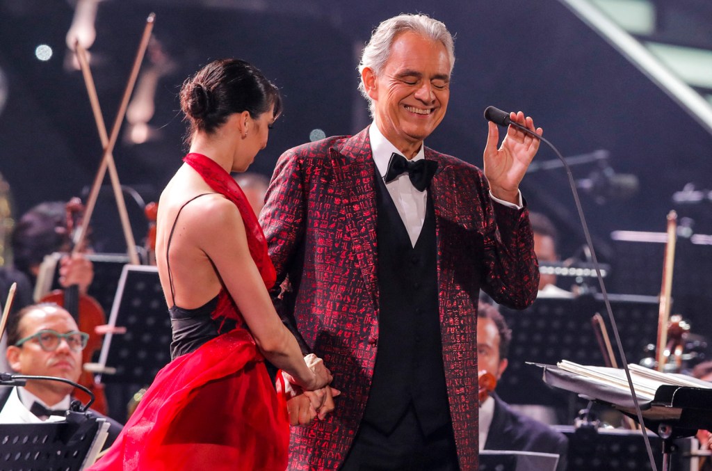 Andrea Bocelli Makes 2024 Viña Del Mar Debut, Receives Golden