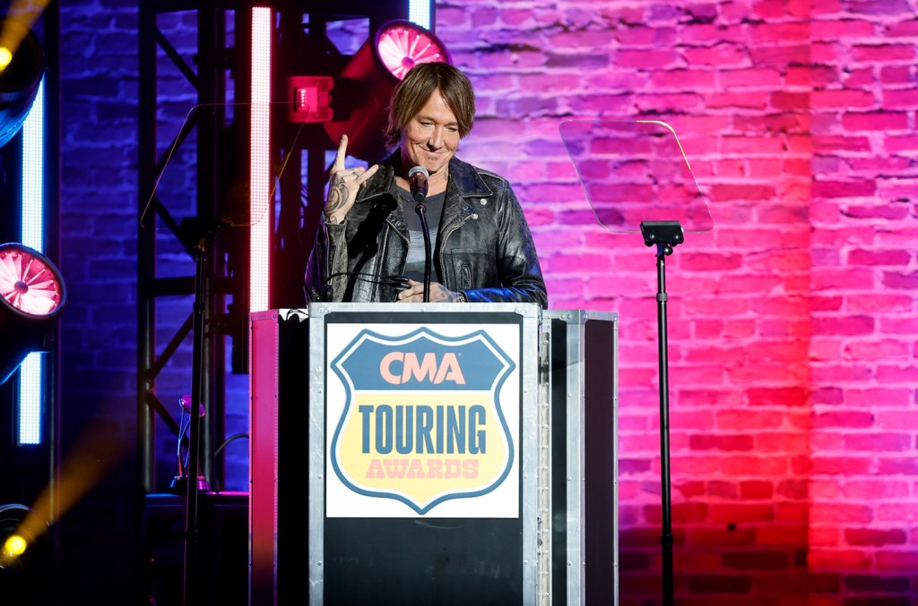 Cma Touring Awards Celebrate Touring Crews Fueling Country Artists' Success