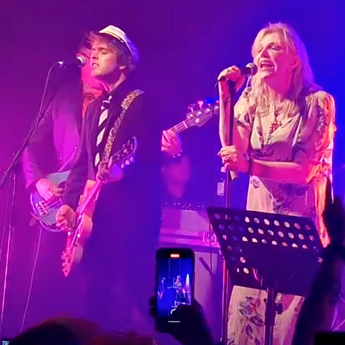 Courtney Love Joins Green Day Covers Band In Rare Public