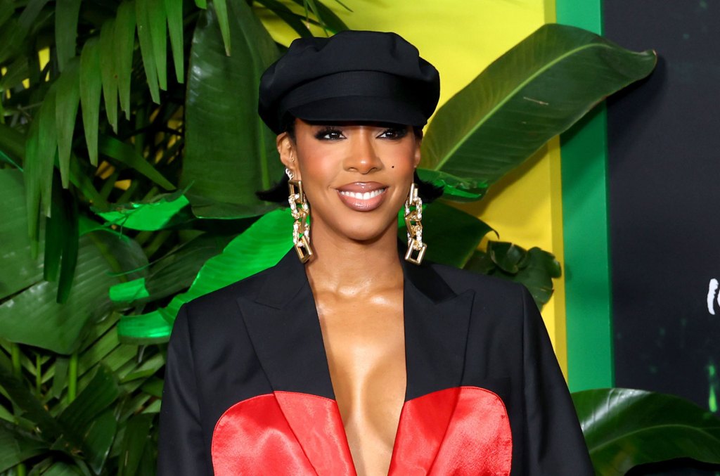Kelly Rowland Gives Jay Z Props For Beyoncé's Album Of The