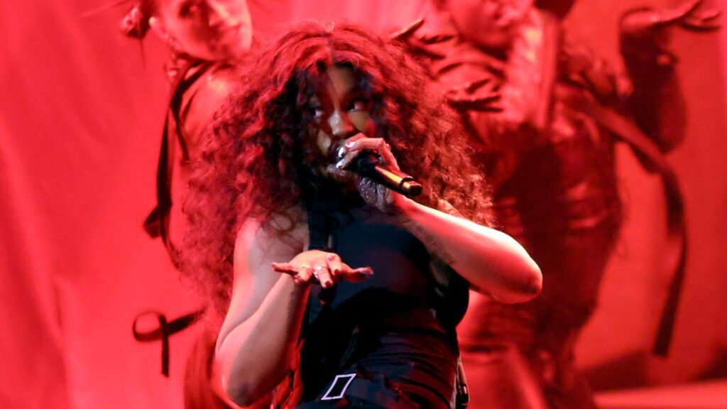 Sza Debuted New Song 'saturn' During Grammy Commercial