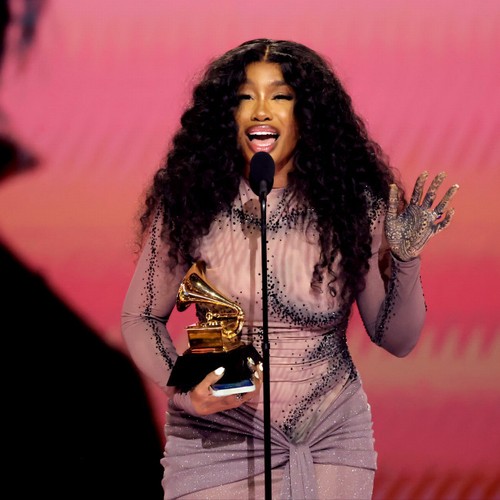 Sza On New Album Lana: 'i Want To Allow It