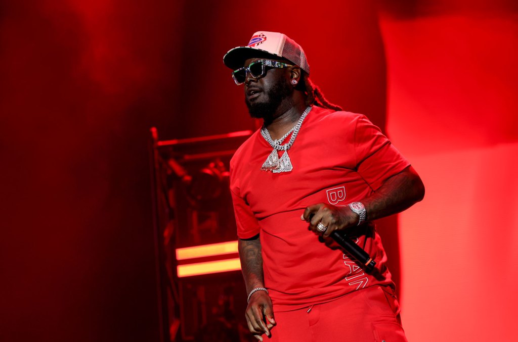 T Pain Steps In To Defend Elmo Against Larry David: 'say