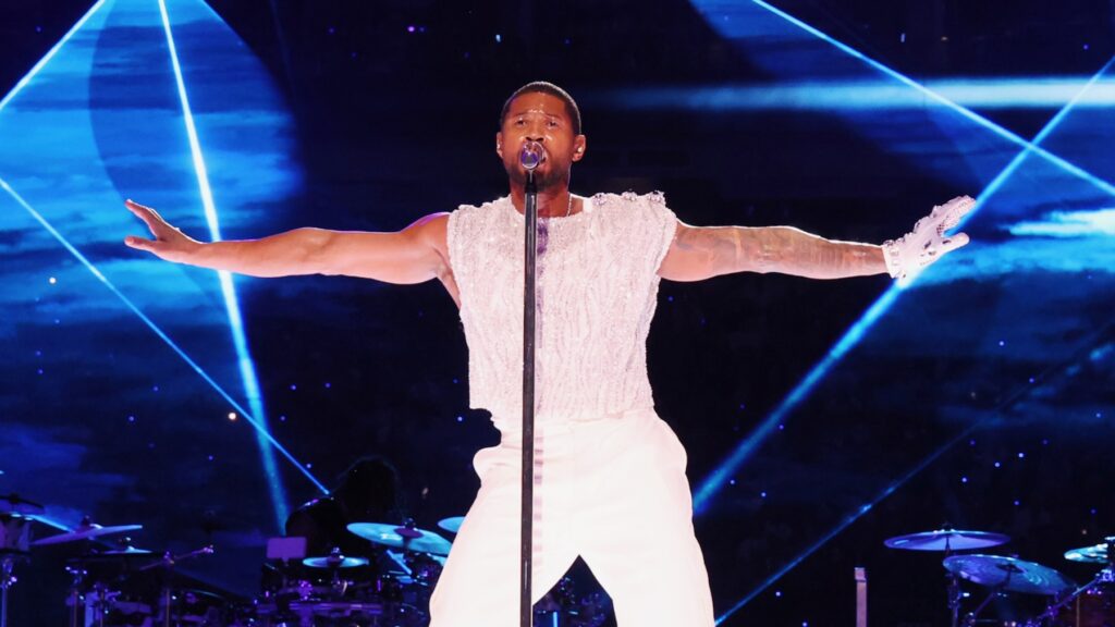 Usher Gyrates, Roller Skates His Way Through Halftime Show With