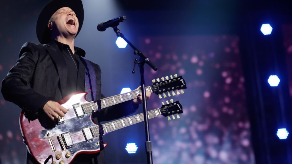 Watch Jason Isbell Shred "wanted Dead Or Alive" In Jon