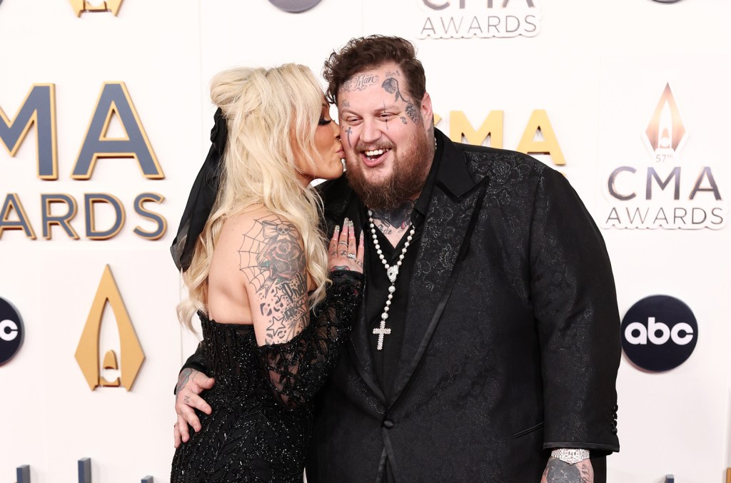 Jelly Roll And Bunnie Xo: Photos Of Their Dates On