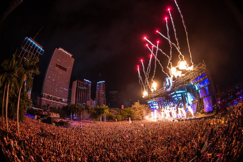 A Guide To Miami Music Week 2024: Pool Parties, Clubs,