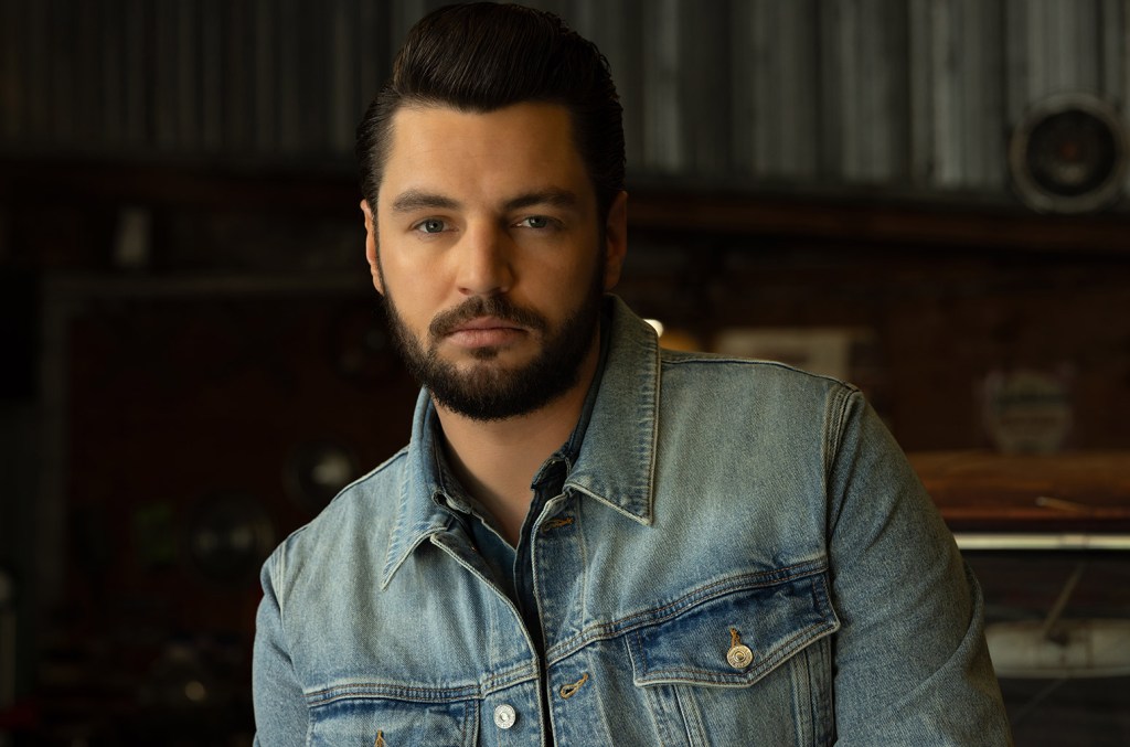Chayce Beckham Tops Country Airplay Chart With Autographed '23'