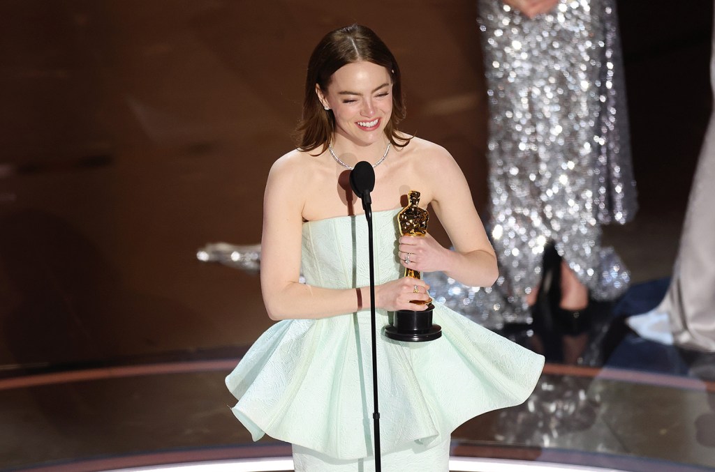 Emma Stone's Oscars Speech Catches The Attention Of Swifties By