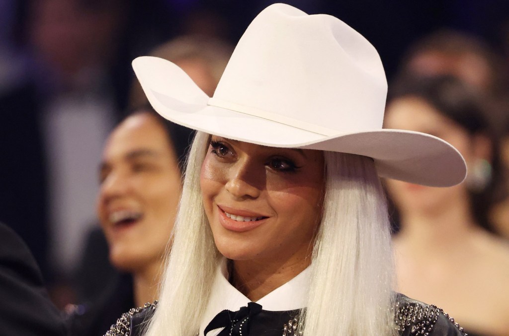 Here's How 'cowboy Carter' And Beyoncé's 'renaissance' Are Connected