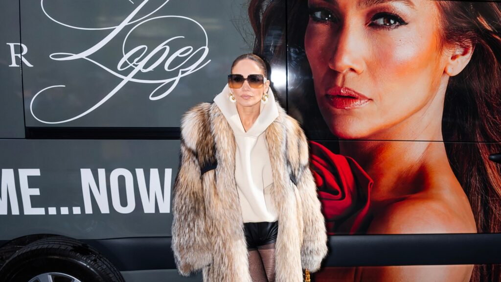 Jennifer Lopez Is Quietly Canceling 7 Shows From Her Upcoming