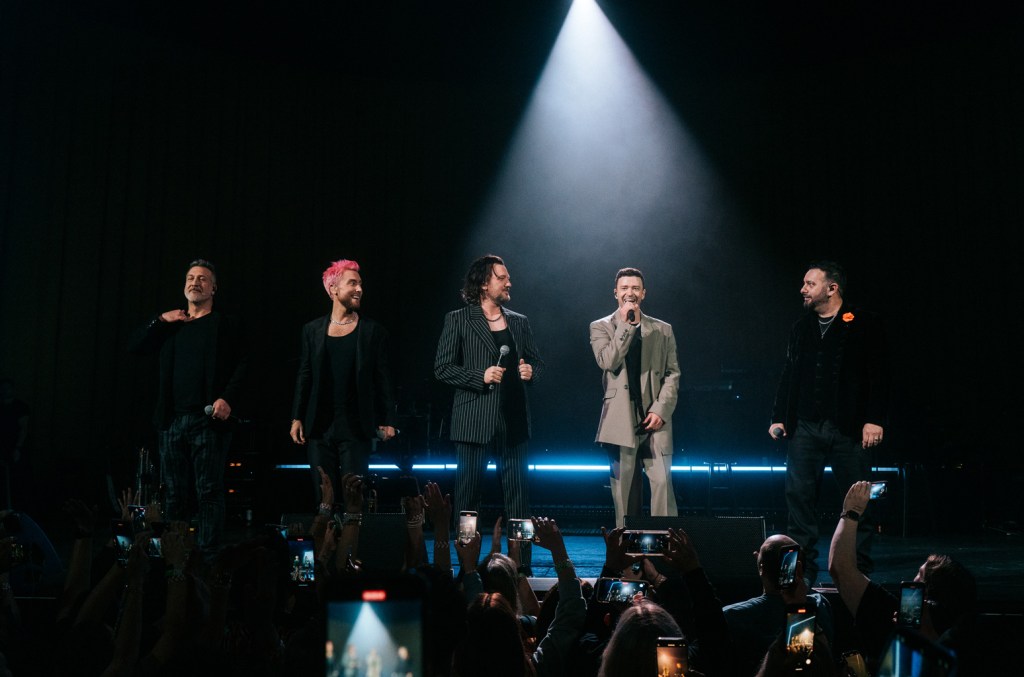 *nsync Reunion Is 'paradise' For Hopeful Fans, But Will It