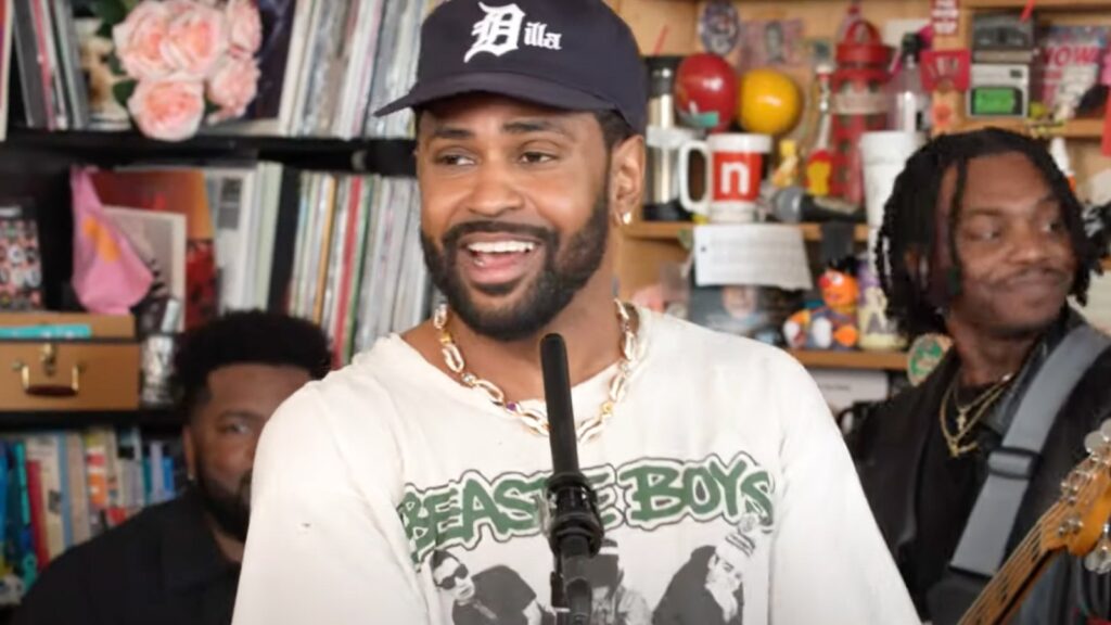 See Big Sean Squeeze Himself And 12 Musicians Behind Npr’s