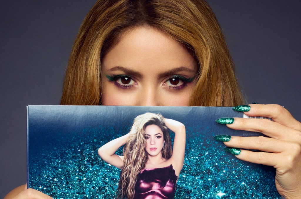 Shakira Turns Tears Into Diamonds With 'las Mujeres Ya No