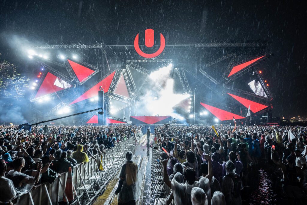 The Rain Hit And Shut Down Ultra, But Not Before
