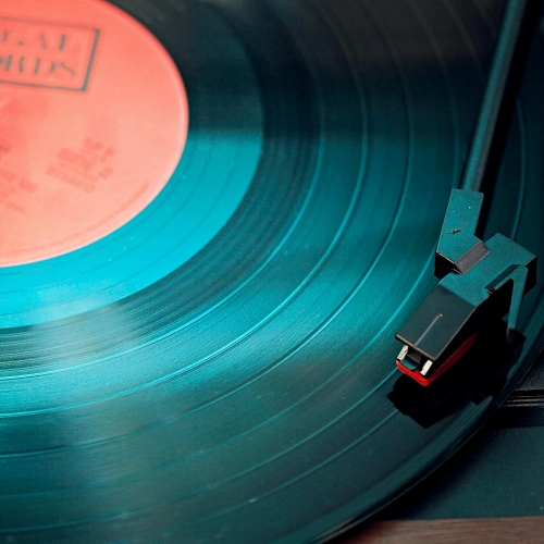 Uk Record Revival Continues As Vinyl Music Re Enters Our Basket