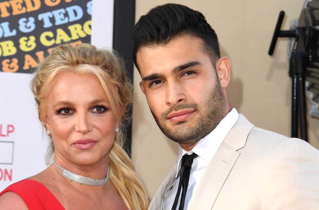 Britney Spears Releases Throwback Dance Clip With Ex Sam Asghari,