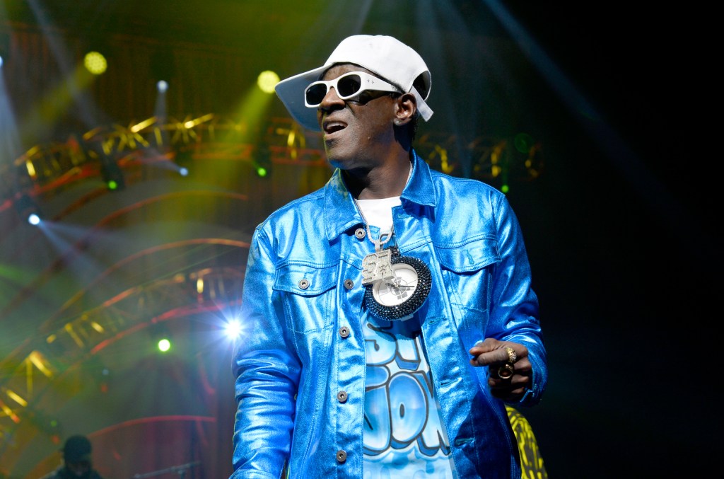 Flavor Flav Stands Up For Jelly Roll After Country Star