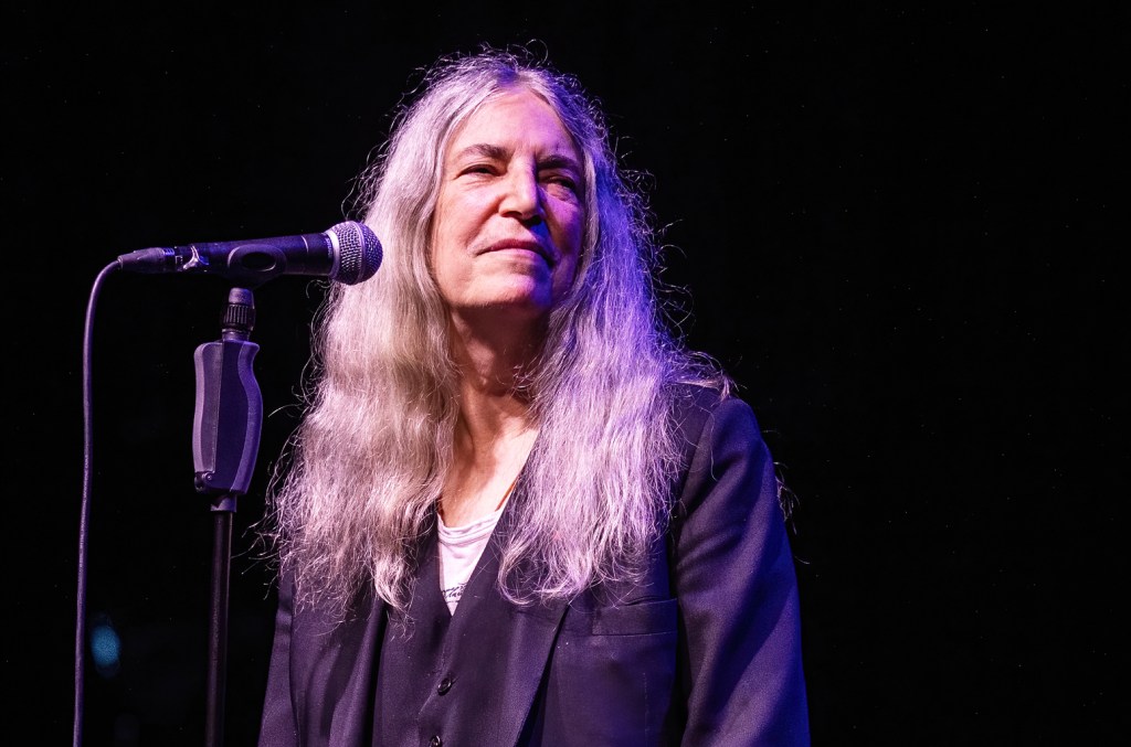 Here's What Patti Smith Thinks About Taylor Swift's 'the Tortured