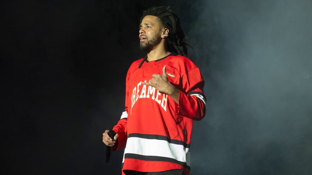 J. Cole, At Dreamville Festival, Calls Kendrick Lamar Diss Track
