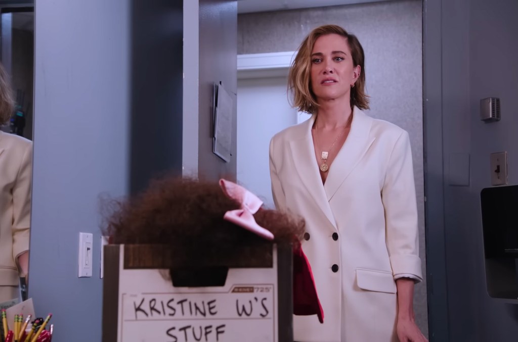 Kristen Wiig's Old 'snl' Wardrobe Is Fully Occupied In The