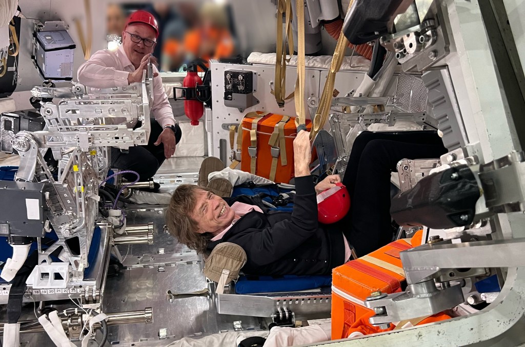 Mick Jagger Has An Out Of This World Experience At Nasa headquarters