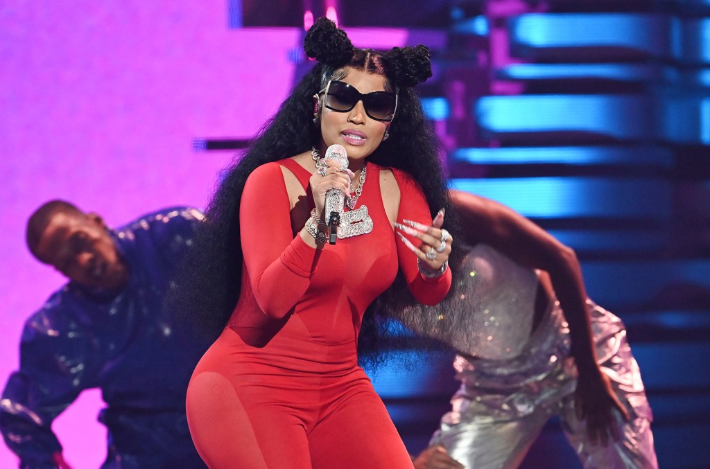 Nicki Minaj Teases 'ftcu' Remix In Sexy Red: 'bring The