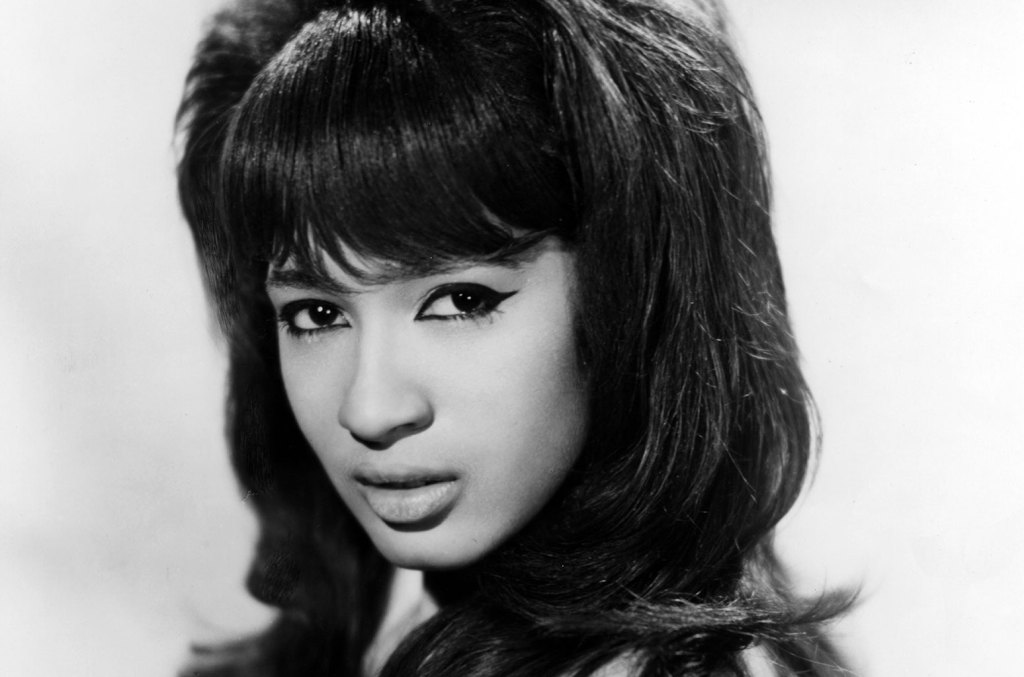 The Offers: Ronnie Spector Estate Taps Alg For Administration. Lil