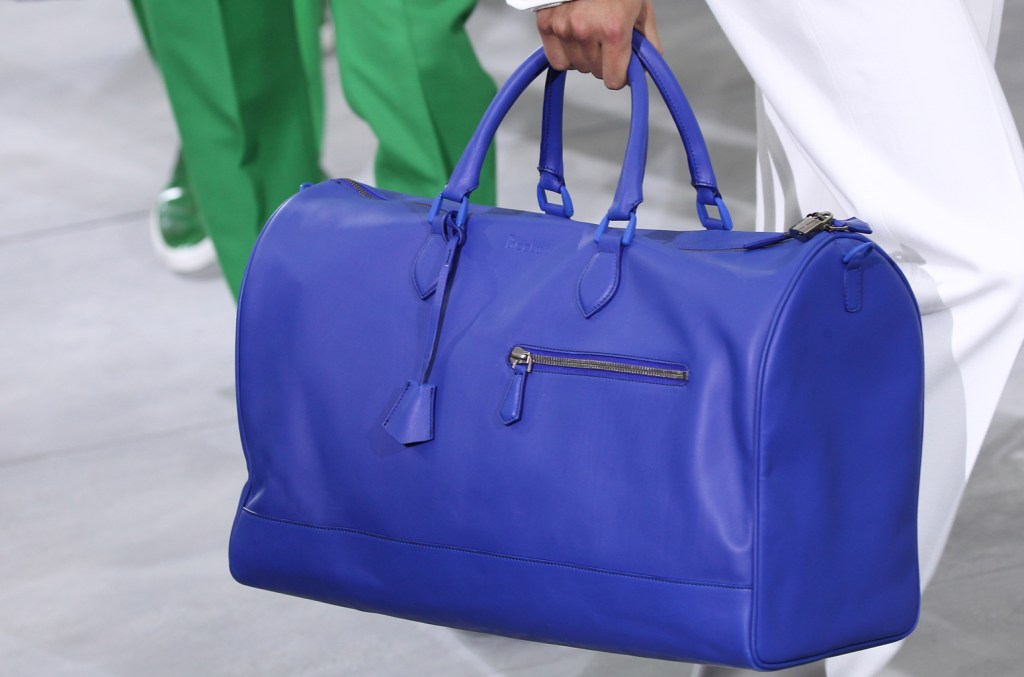 This Lightweight Duffel Bag Is Your Ultimate Travel Companion: Order