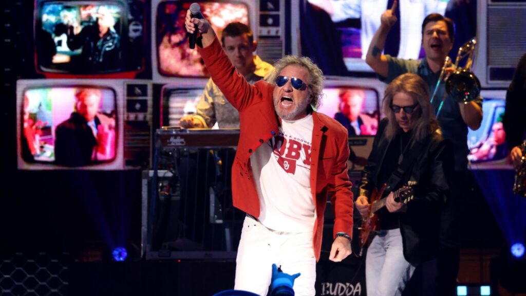Watch Sammy Hagar Honor Toby Keith At The 2024 Cmt