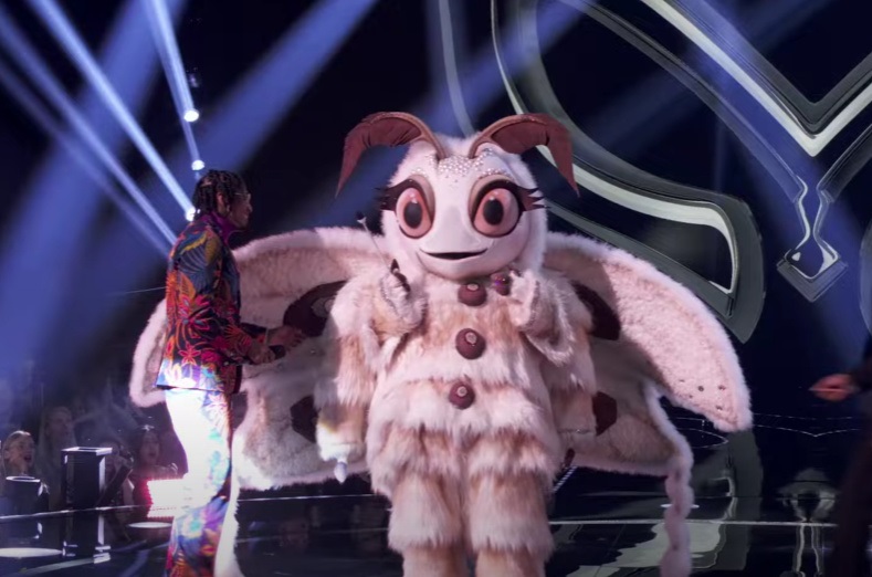 'this Is Us' Actor Reveals On 'the Masked Singer': Watch