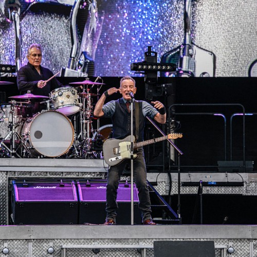 Bruce Springsteen Opens Kilkenny Gig With Rousing Tribute To Shane