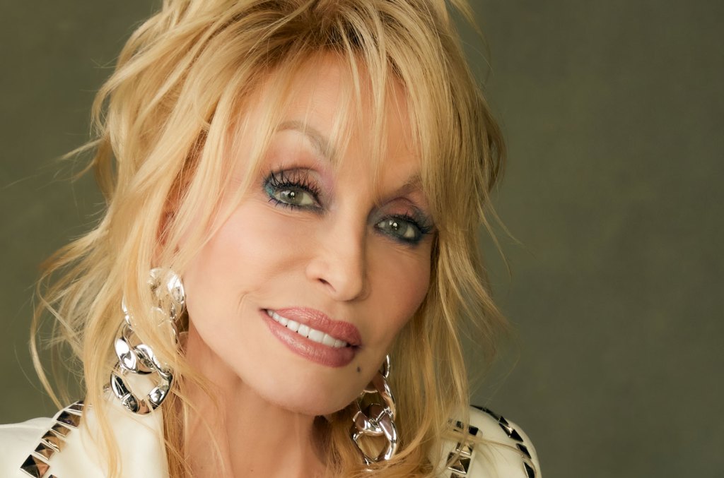 Dolly Parton Slates 'smoky Mountain Dna – Family, Faith &