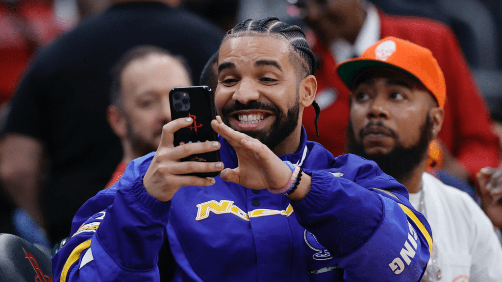 Drake Responds To Kendrick Lamar With New Song 'the Heart