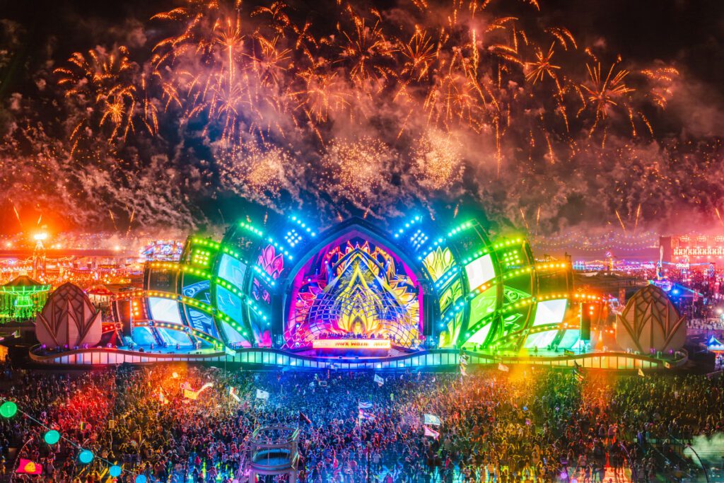 Here Are The New Art Installations Coming To Edc Las