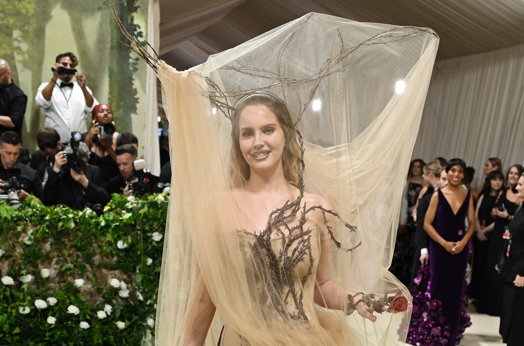 Lana Del Rey Is The Ultimate Forest Nymph At The