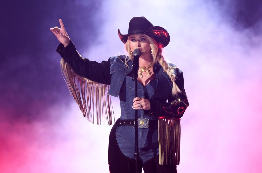 Miranda Lambert Delivers Fiery Live Debut Of 'wranglers' At 2024