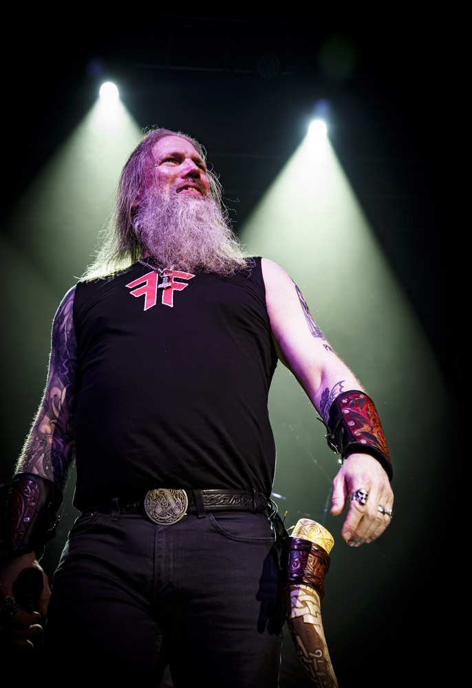 Tvd Live Shots: Amon Amarth With Cannibal Corpse, Obituary, And