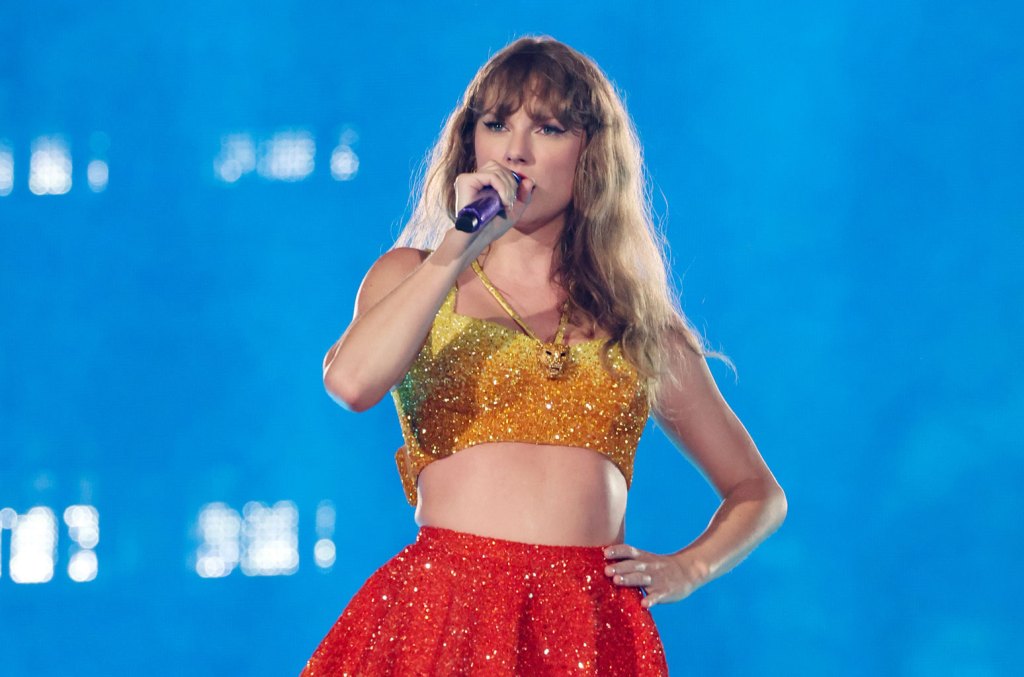 Taylor Swift Wears Kansas City Chiefs Colors At Paris Eras