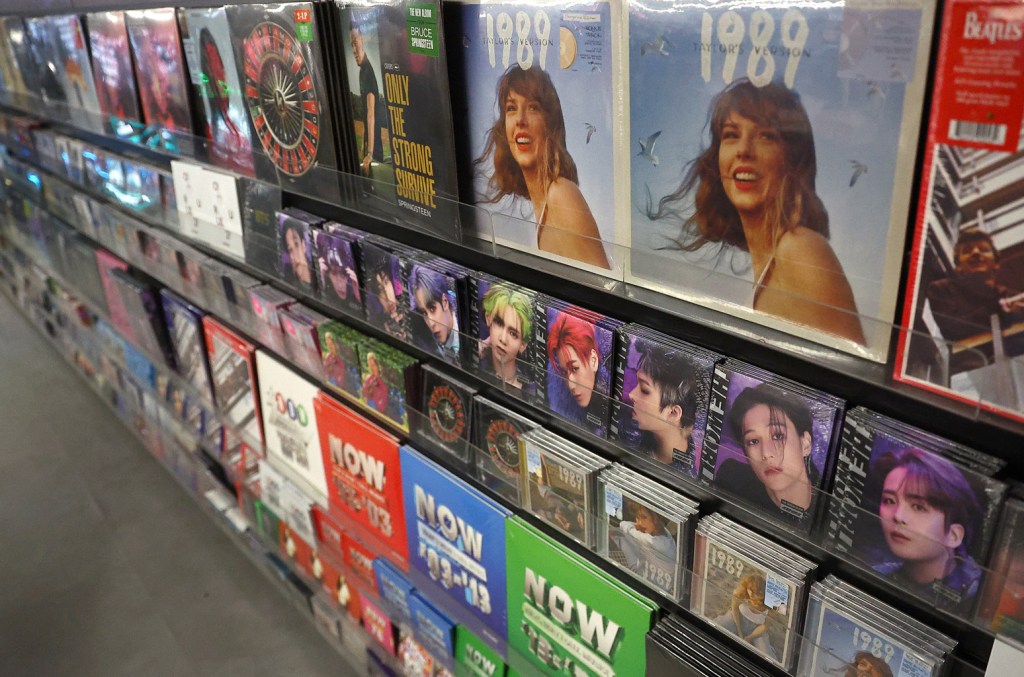Taylor Swift's First Week Vinyl Sales In Years: From Nothing